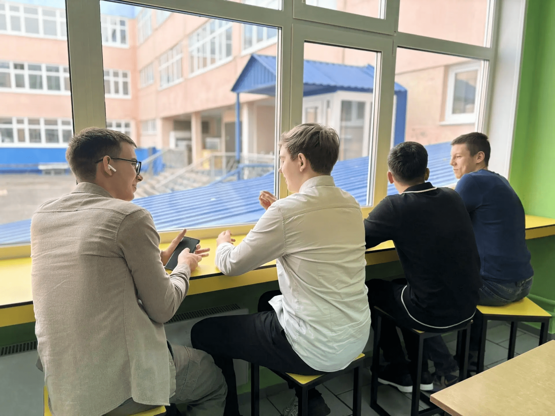 «Зона вкусный диалог»